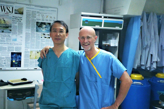 Sẽ ghép đầu người sau ghép thành công cột sống chó, khỉ?